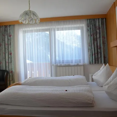 Gaestehaus Klug Penzion Bschlabs